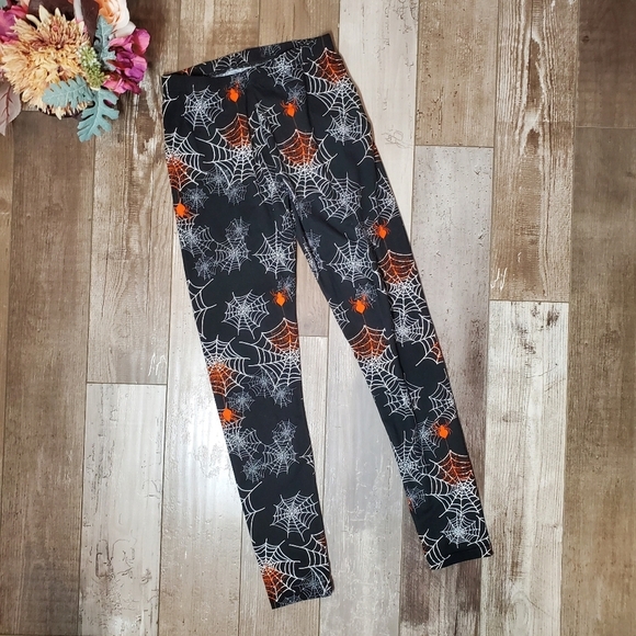Just One Women's Halloween Leggings Black Orange Spiderwebs Size Small/Medium - Picture 1 of 15